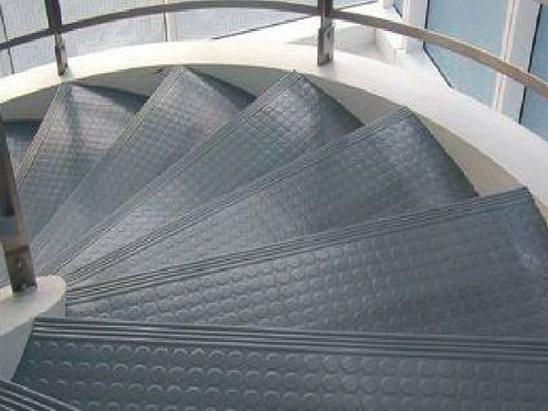 ͬ��͸�ĵذ�