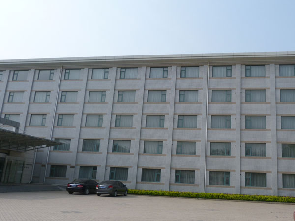 ��ʯ��•�ȷ�•��̽��Ժ�칫¥